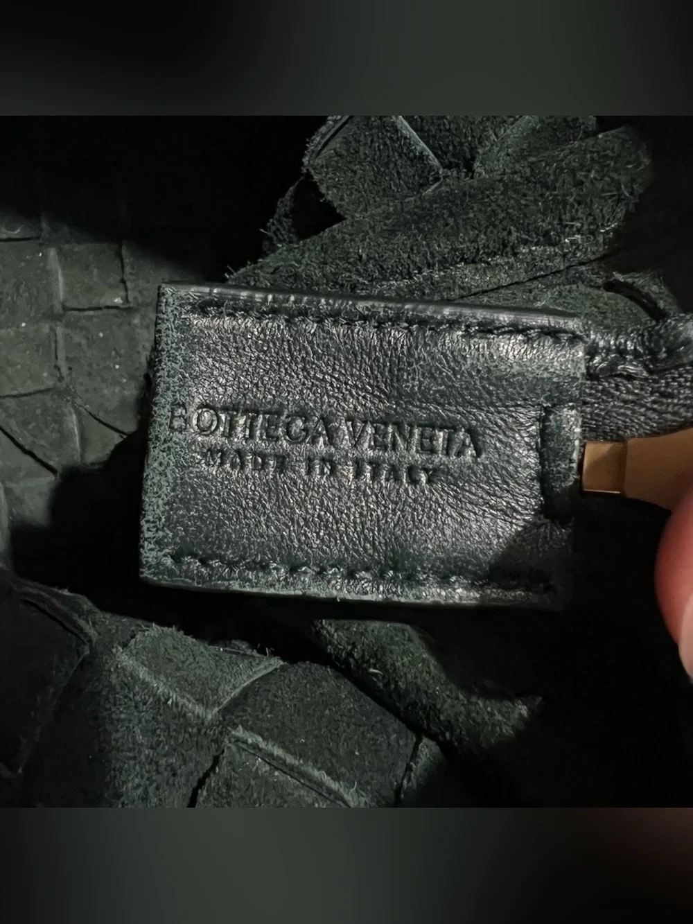 Bottega Veneta MEDIUM Camera Loop Bag in Ink - Picture 6 of 7